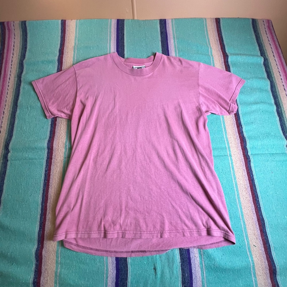 Lee T-Shirt Mens Large Pink Total Cotton Short Sleeve Blank Vintage Made in USA